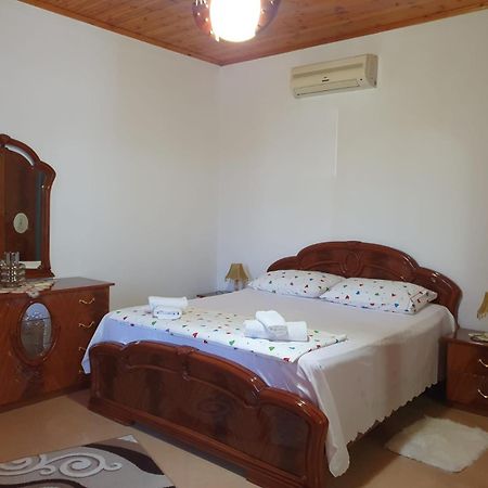 Sara Guesthouse Berat Eksteriør billede