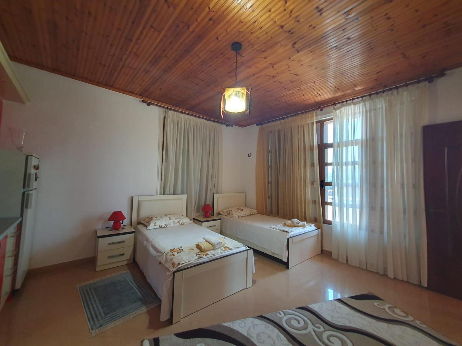 Sara Guesthouse Berat Eksteriør billede