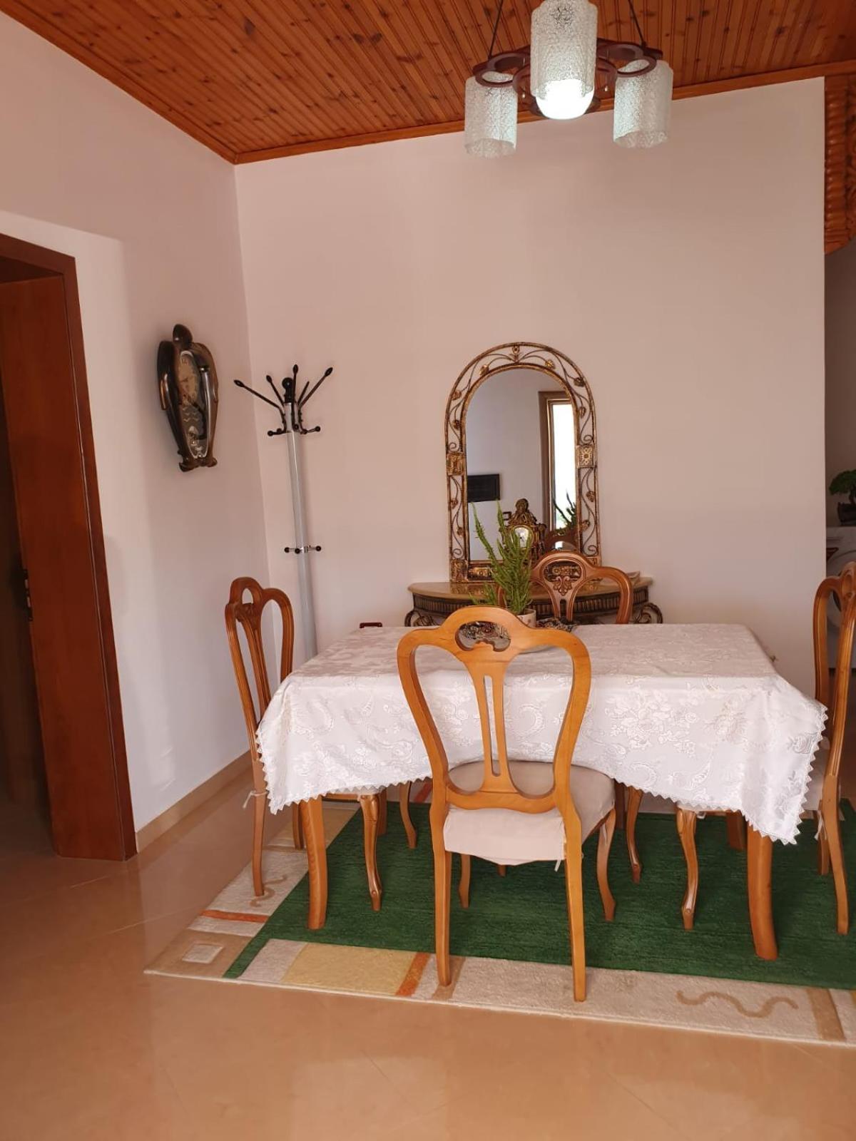 Sara Guesthouse Berat Eksteriør billede