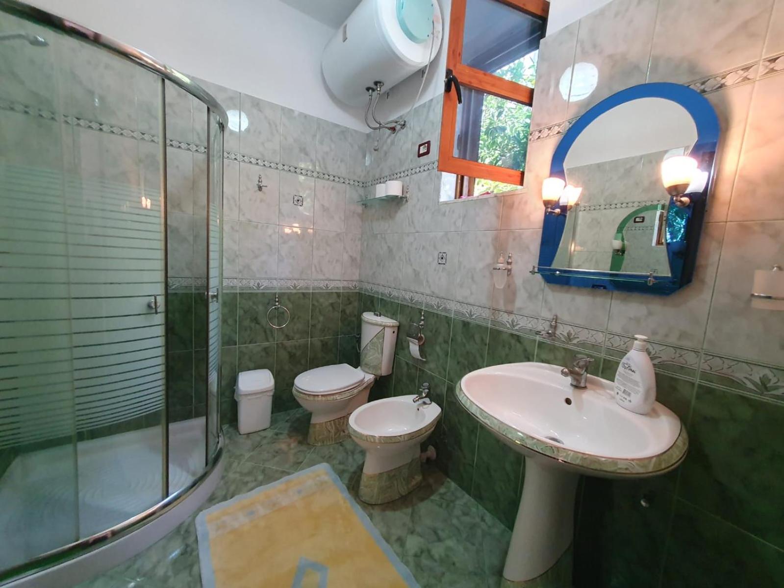 Sara Guesthouse Berat Eksteriør billede